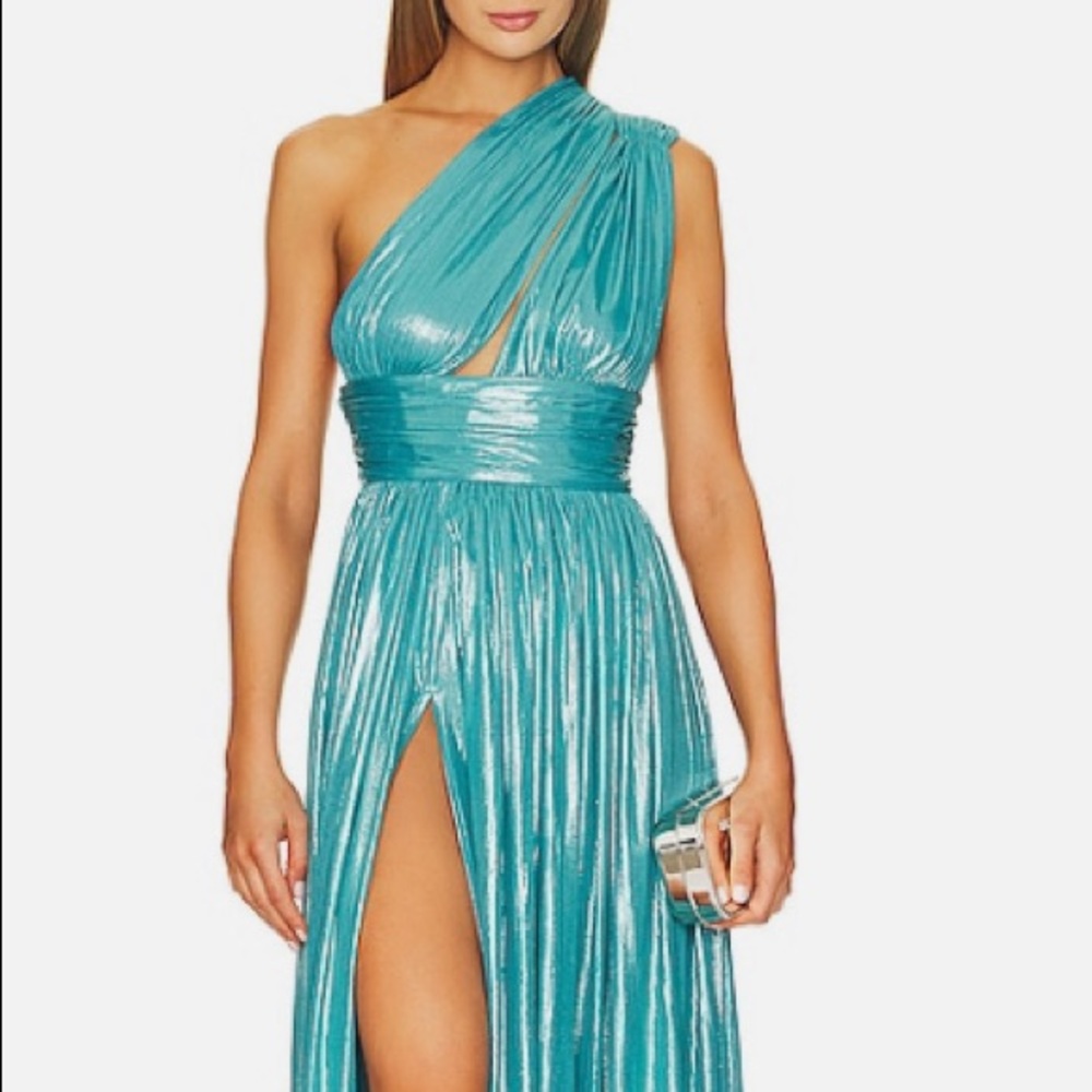 Bronx and Banco Gown